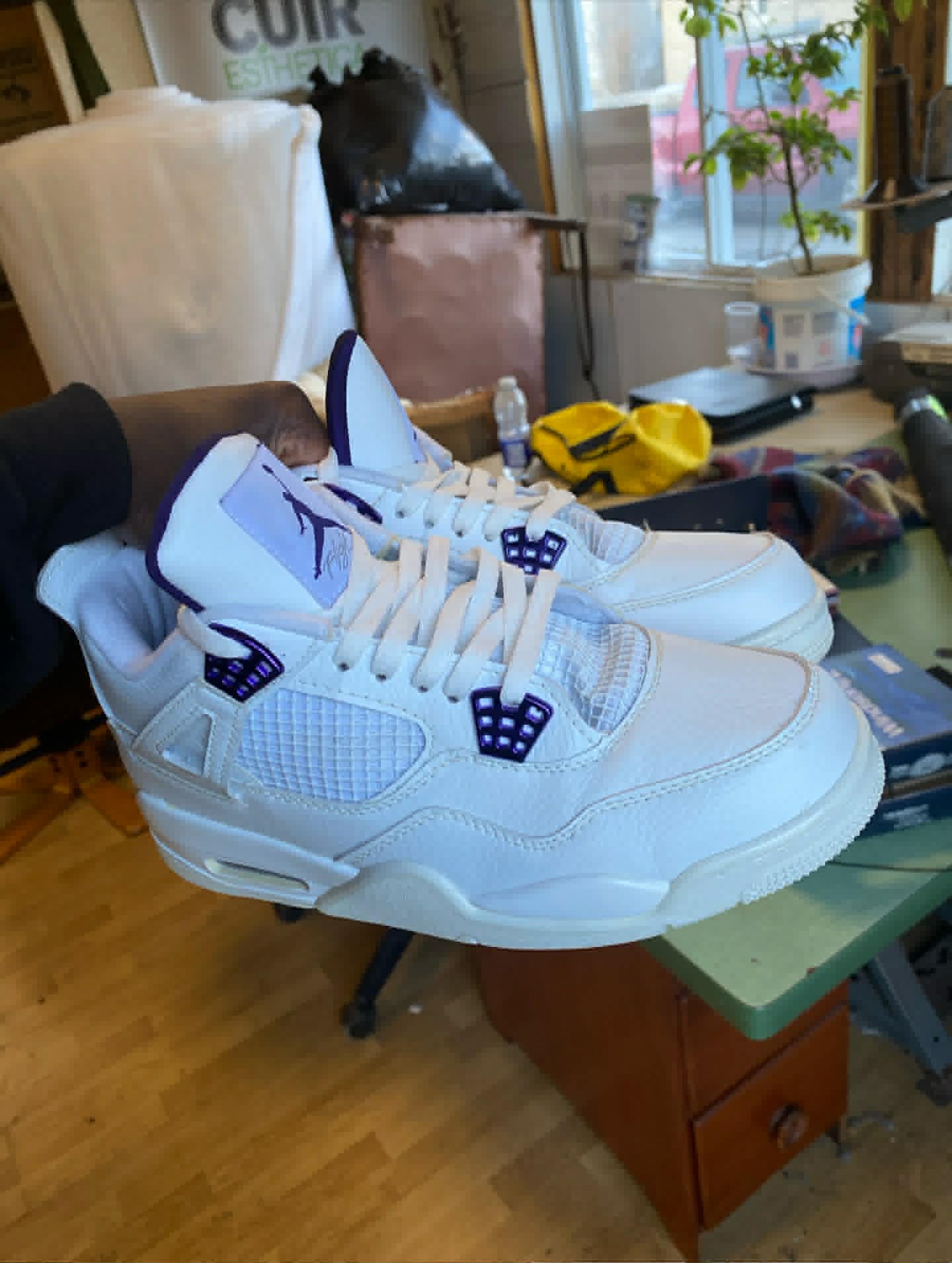Air Jordan 4 White Purple — Detail